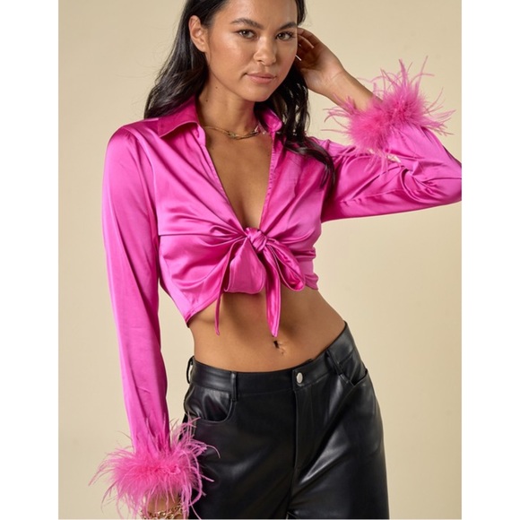 Studio 54 style hot pink tie over wrap cropped blouse w/ feather fluffy sleeves - Picture 2 of 7